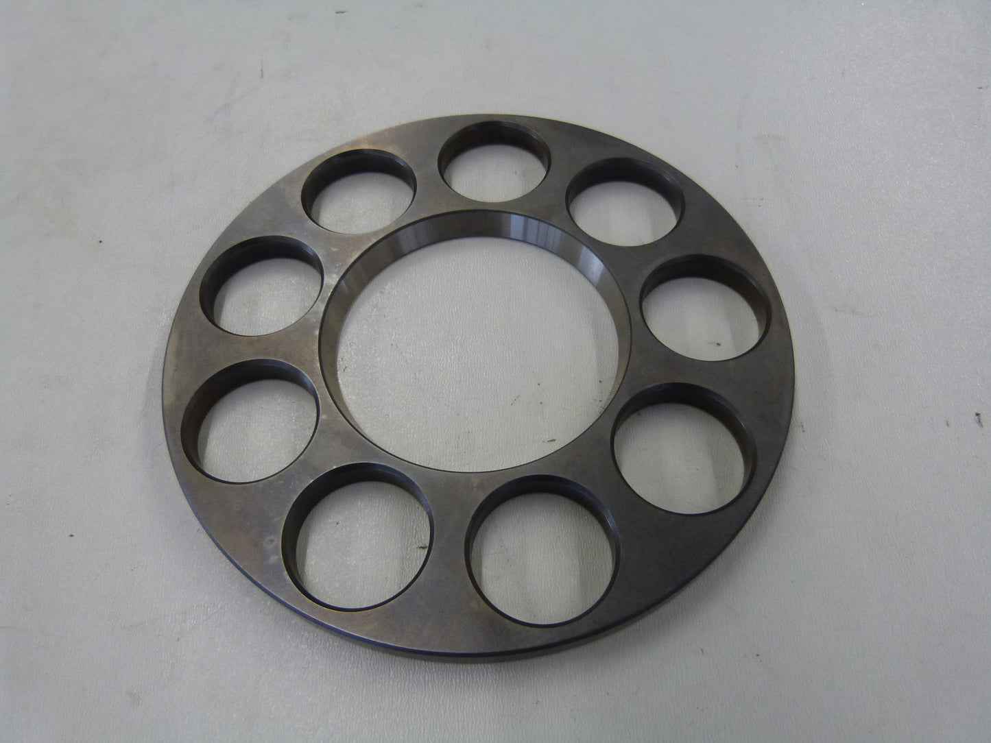 Image 1 of RUECKZUGPLATTE A4V 130