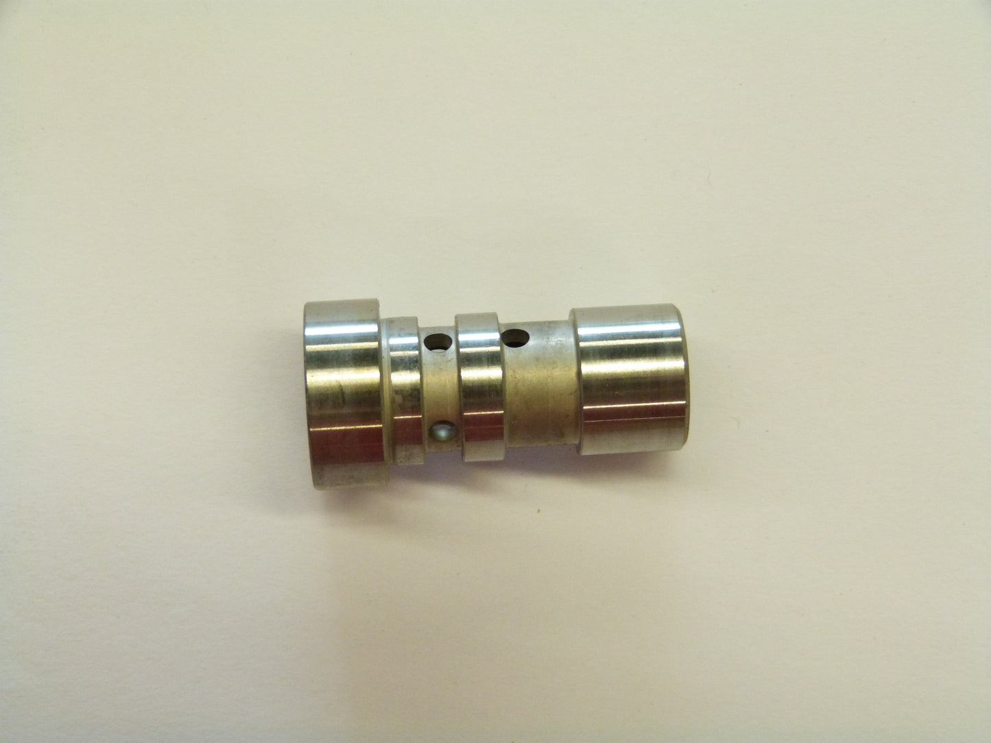 Image 1 of CONTROL BUSH