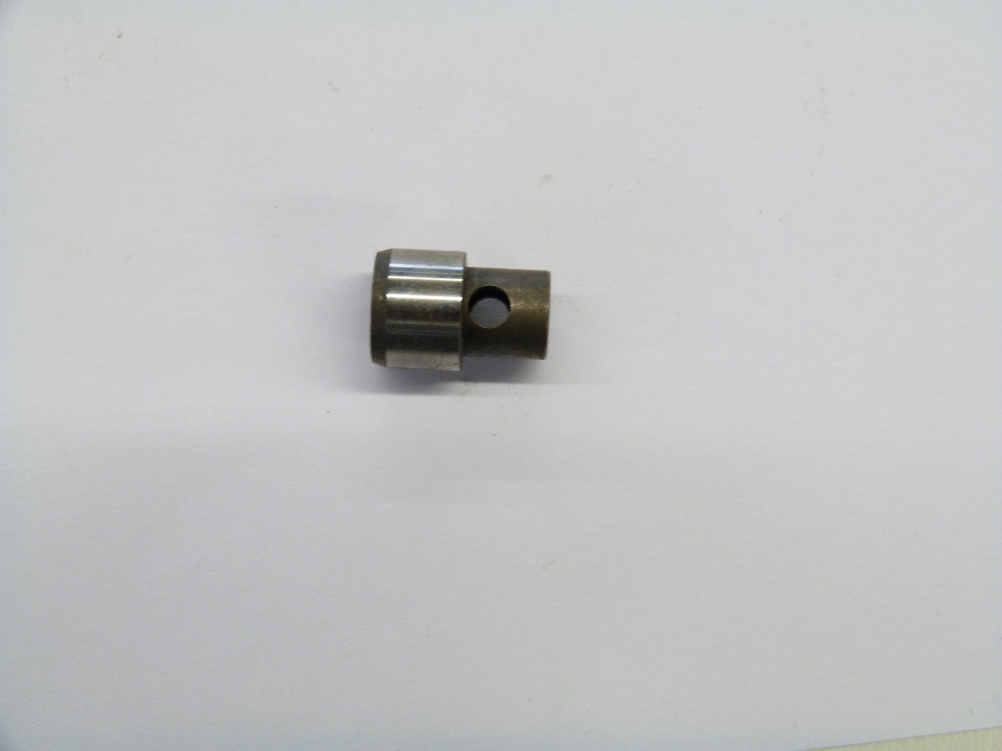 Image 1 of VENTILBUCHSE