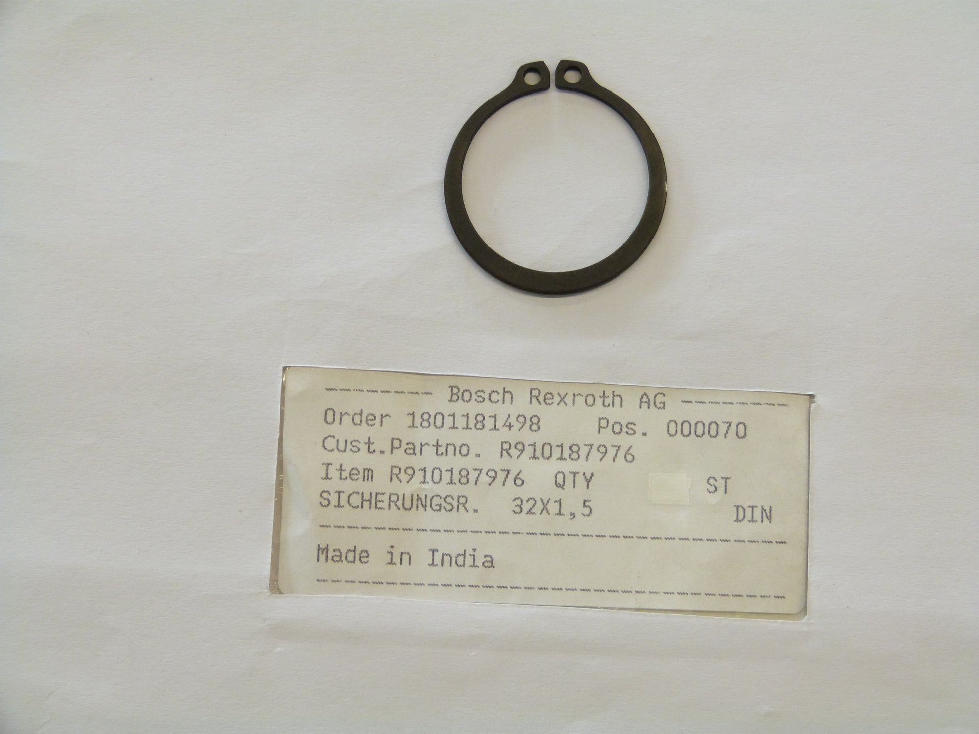 Image 1 of RETAINING RING