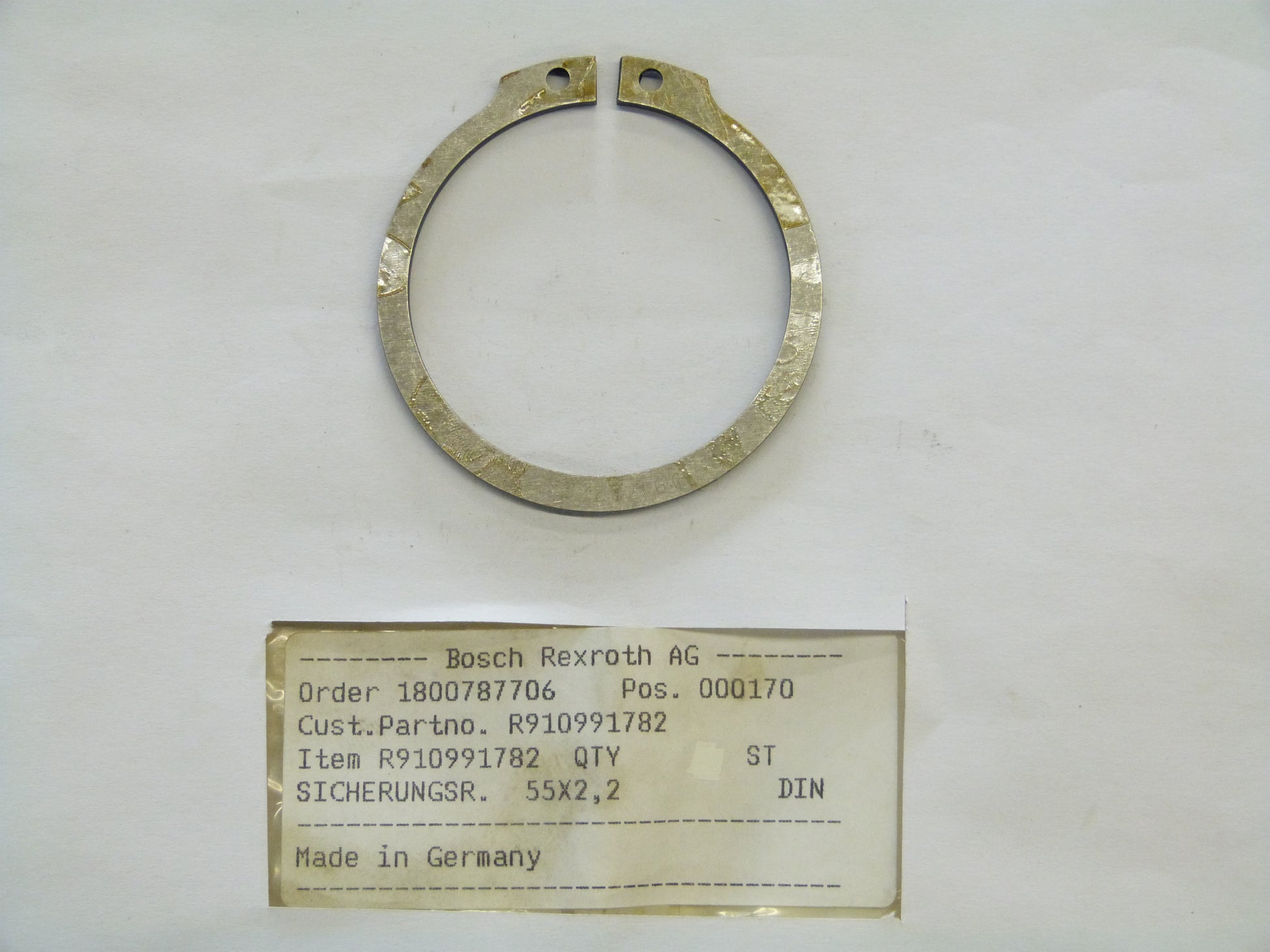 Image 1 of RETAINING RING