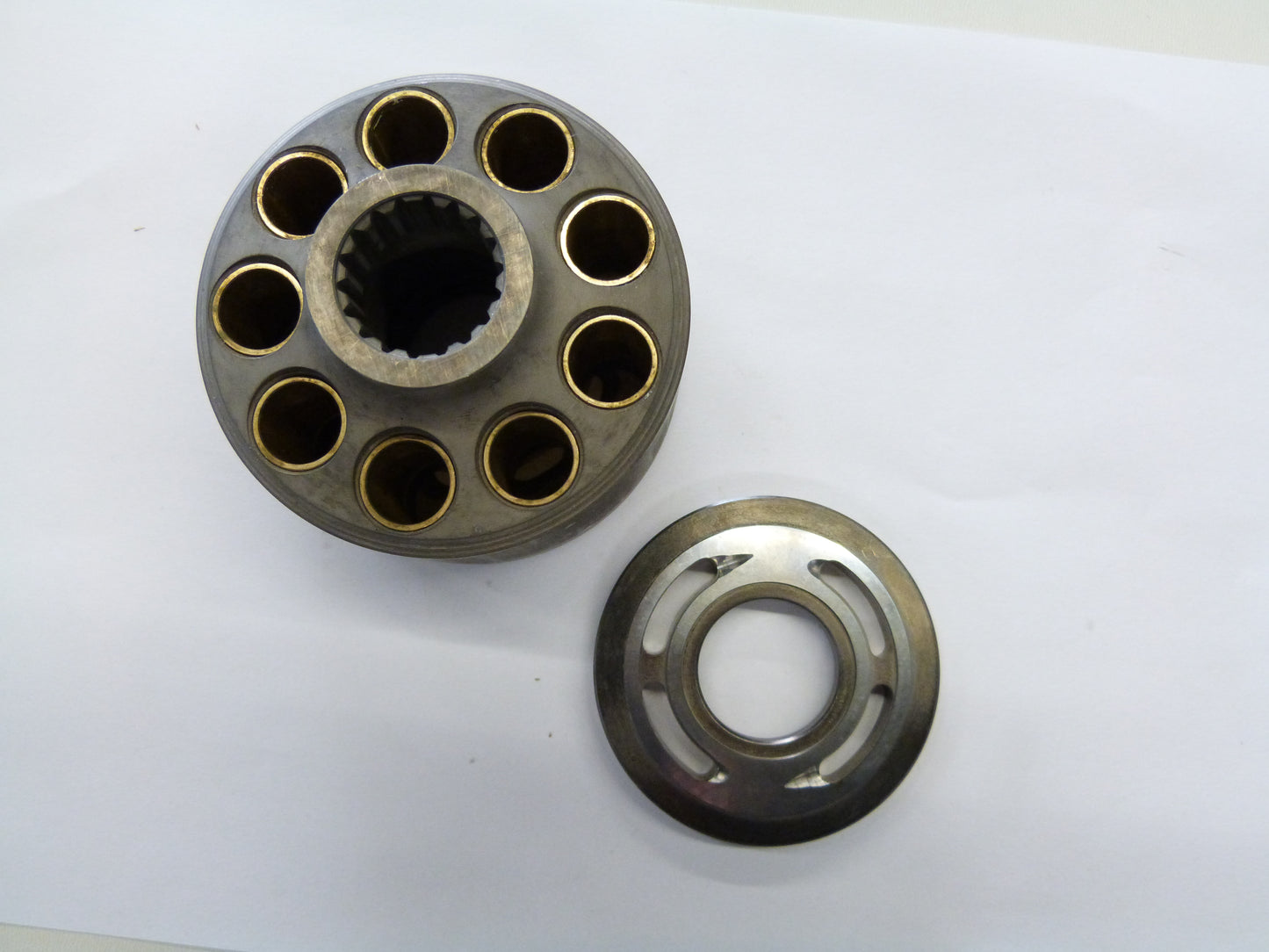 Image 1 of BARREL WITH PORTPLATE LH
