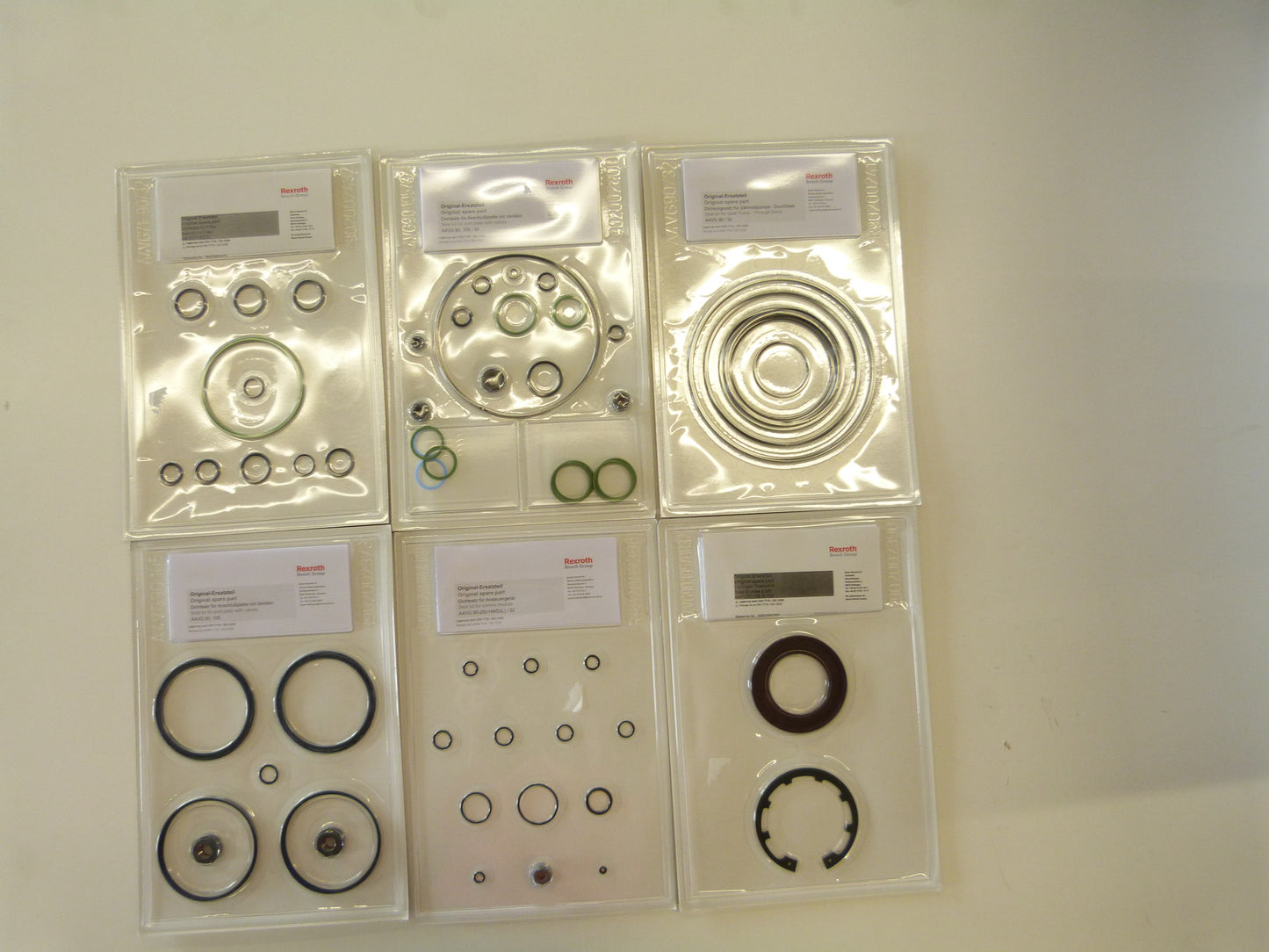 Image 1 of SEAL KIT COMPLETE