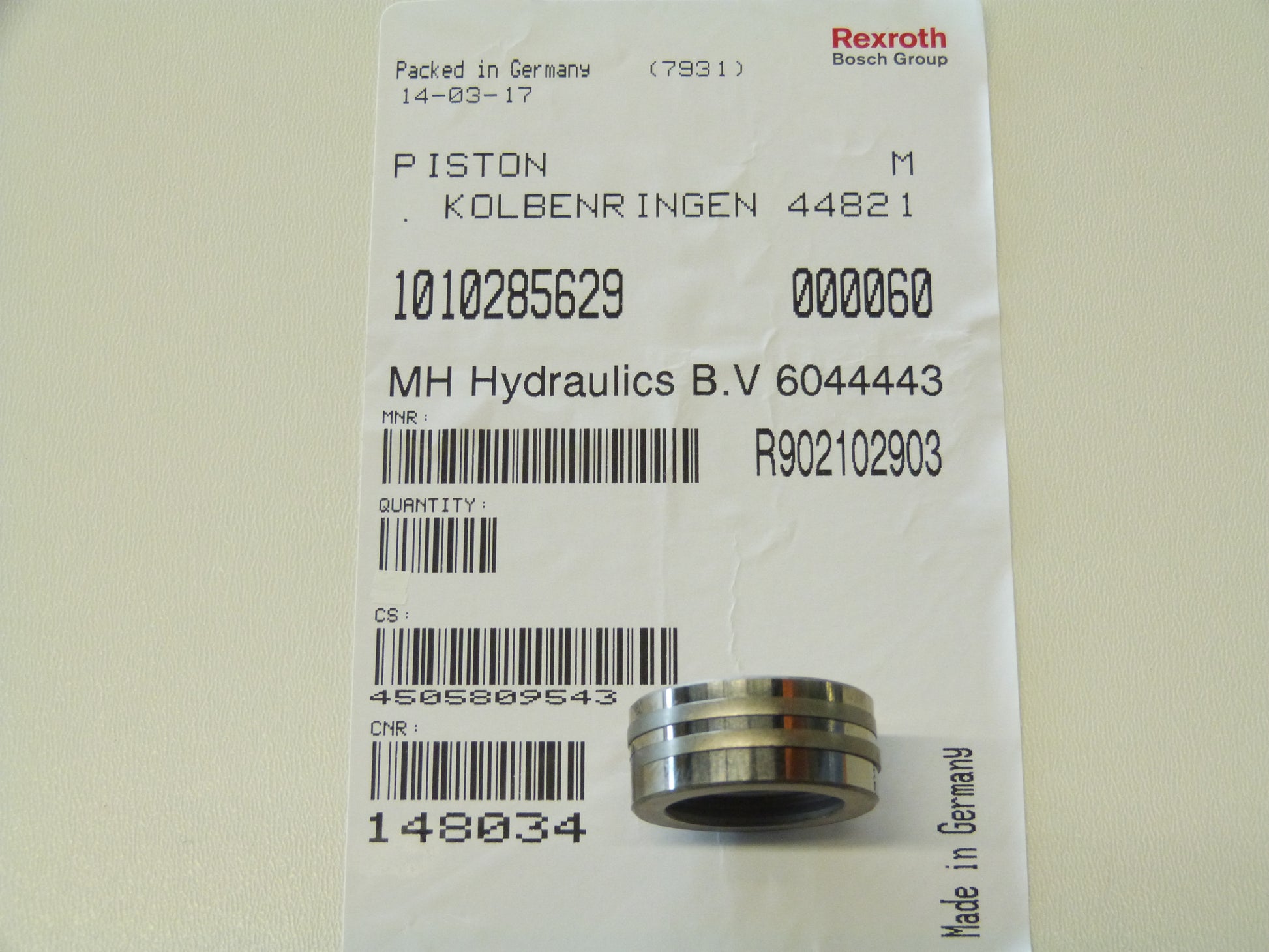 Image 1 of PISTON WITH PISTONRINGS