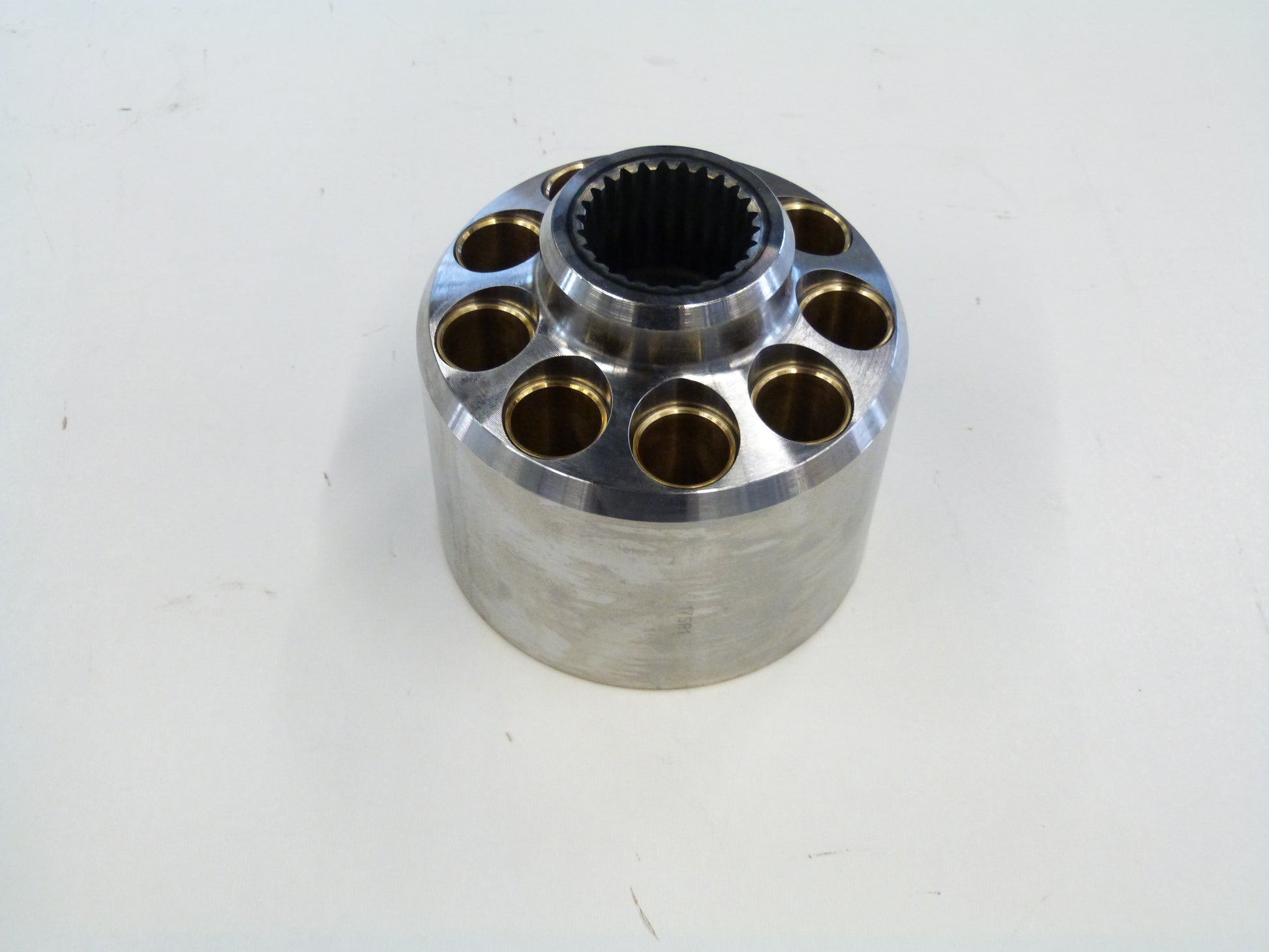 Image 1 of CILINDER