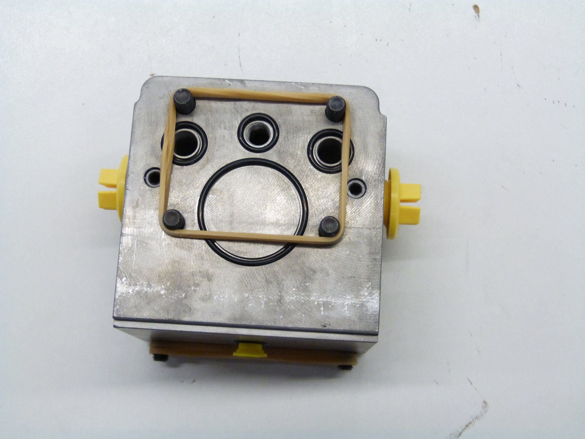 Image 1 of VALVE HOUSING WITH ACCESSORIES