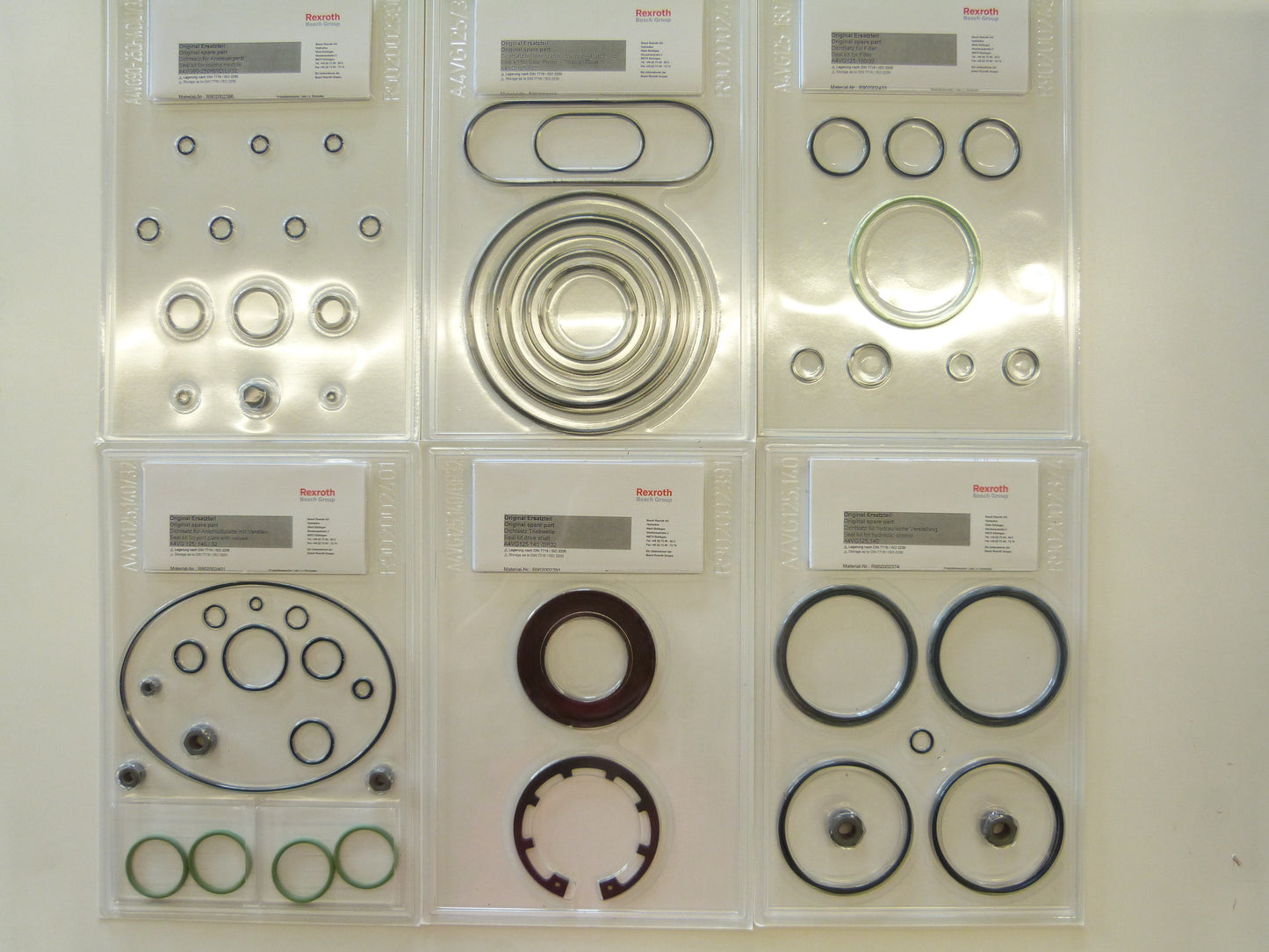 Image 1 of SEAL KIT COMPLETE