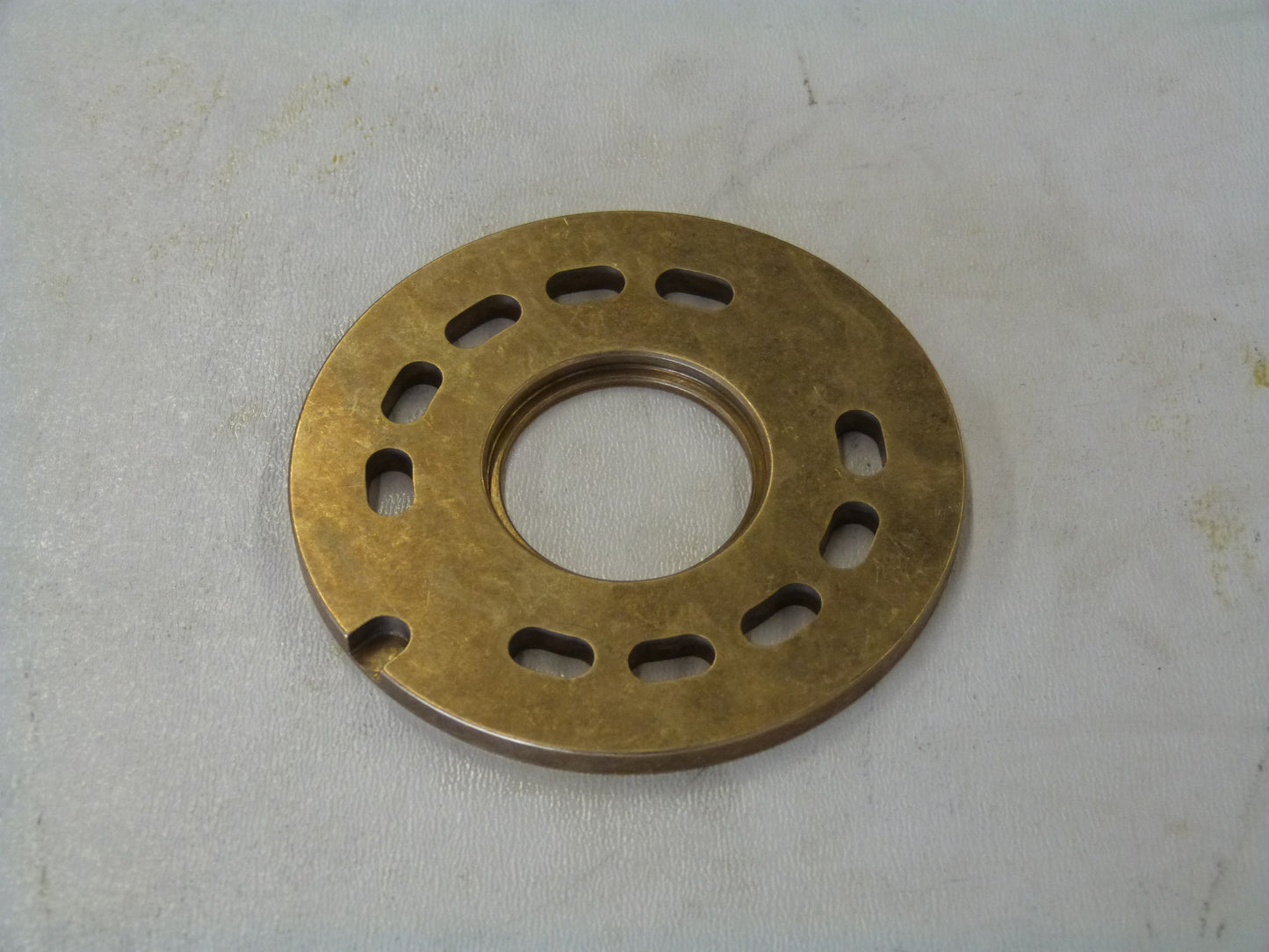 Image 1 of PORTPLATE LH