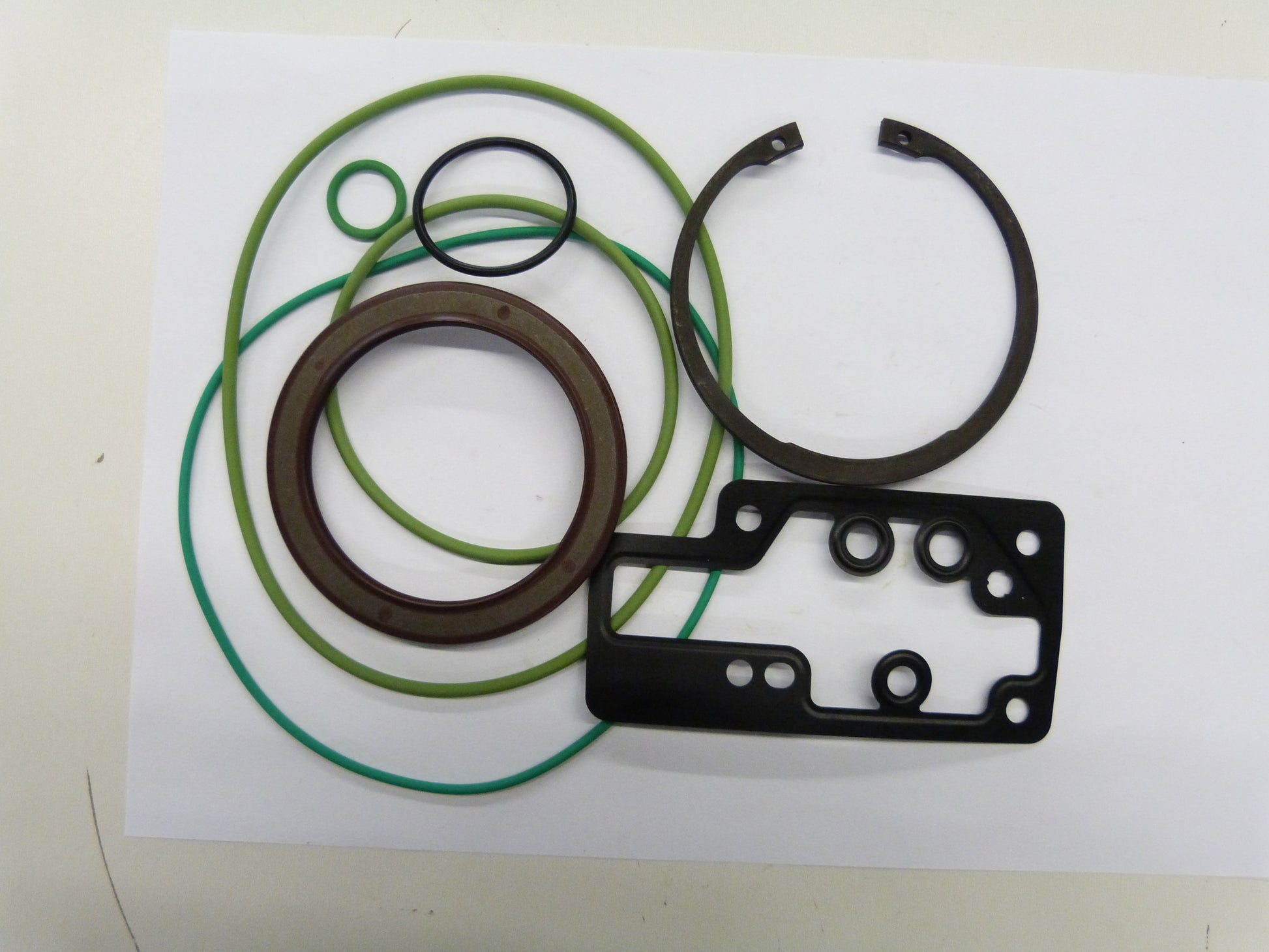 Image 1 of DICHTUNGSSATZ      A15V/10+A11