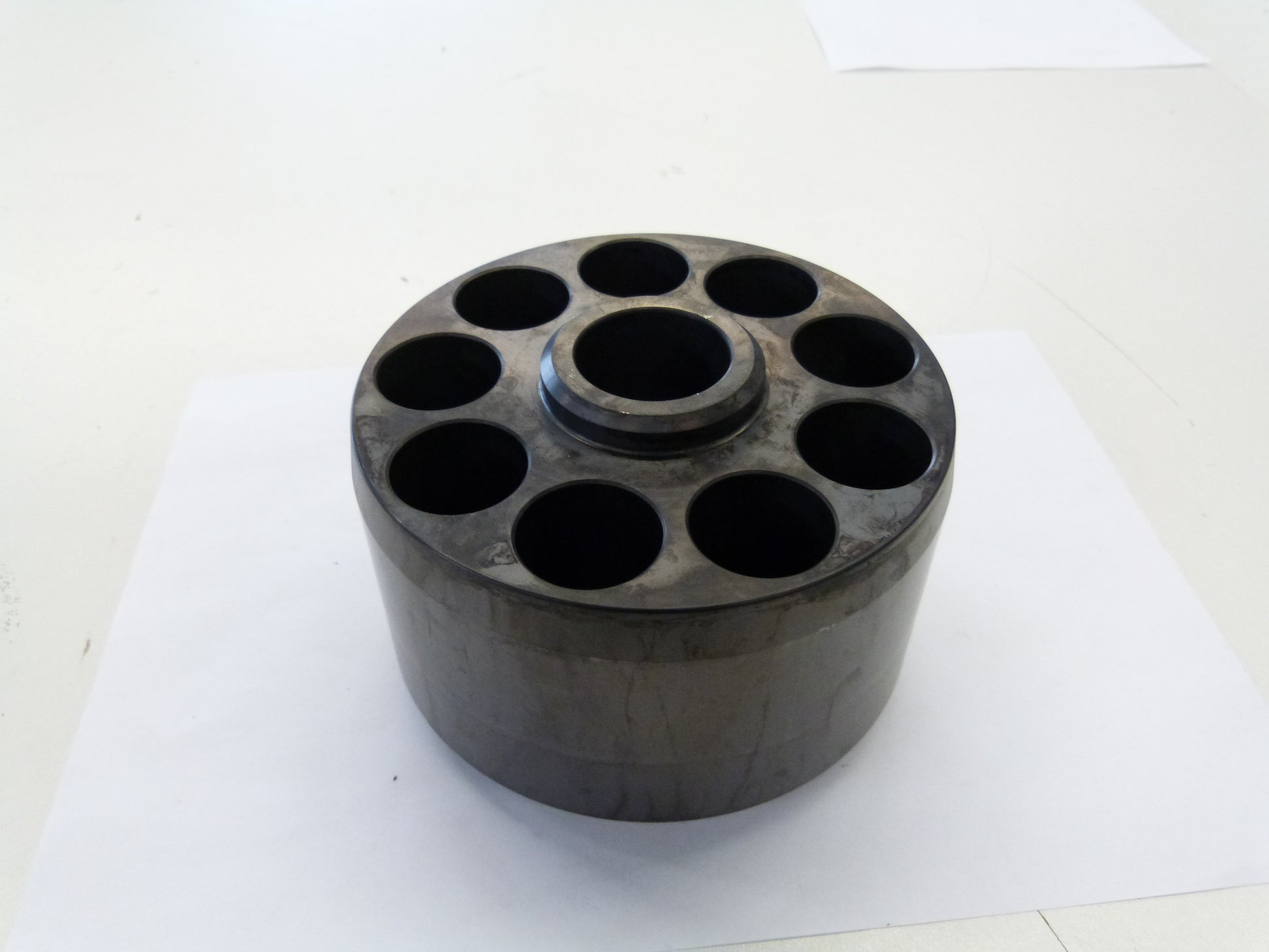 Image 1 of CYLINDER 'R' 20128.8092