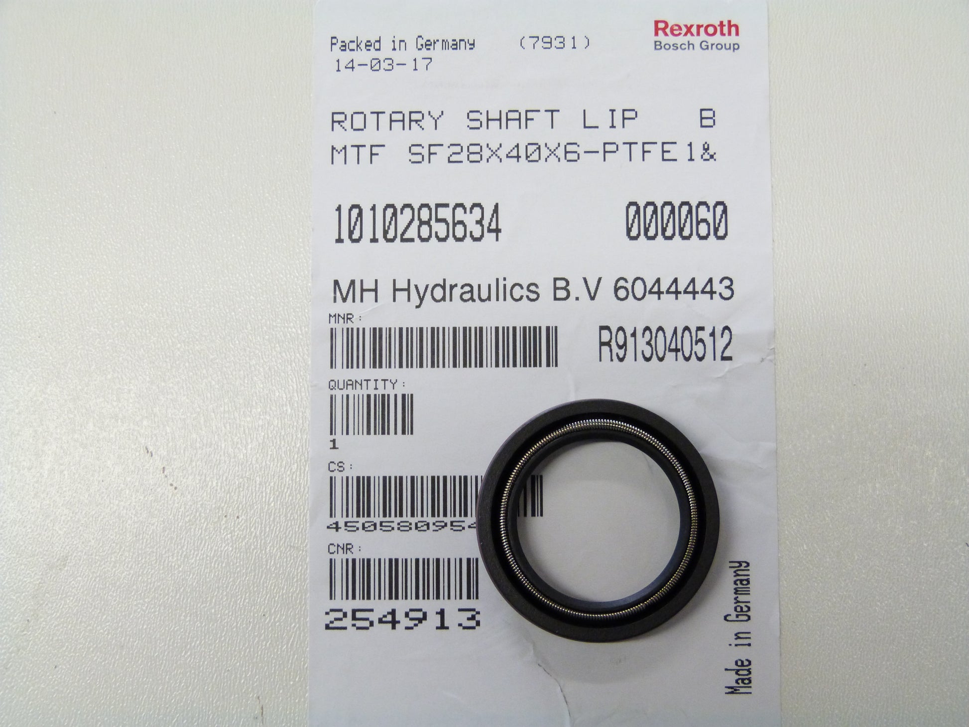 Image 1 of ROTARY SHAFT LIP   BMTF SF28X40X6-PTFE1&