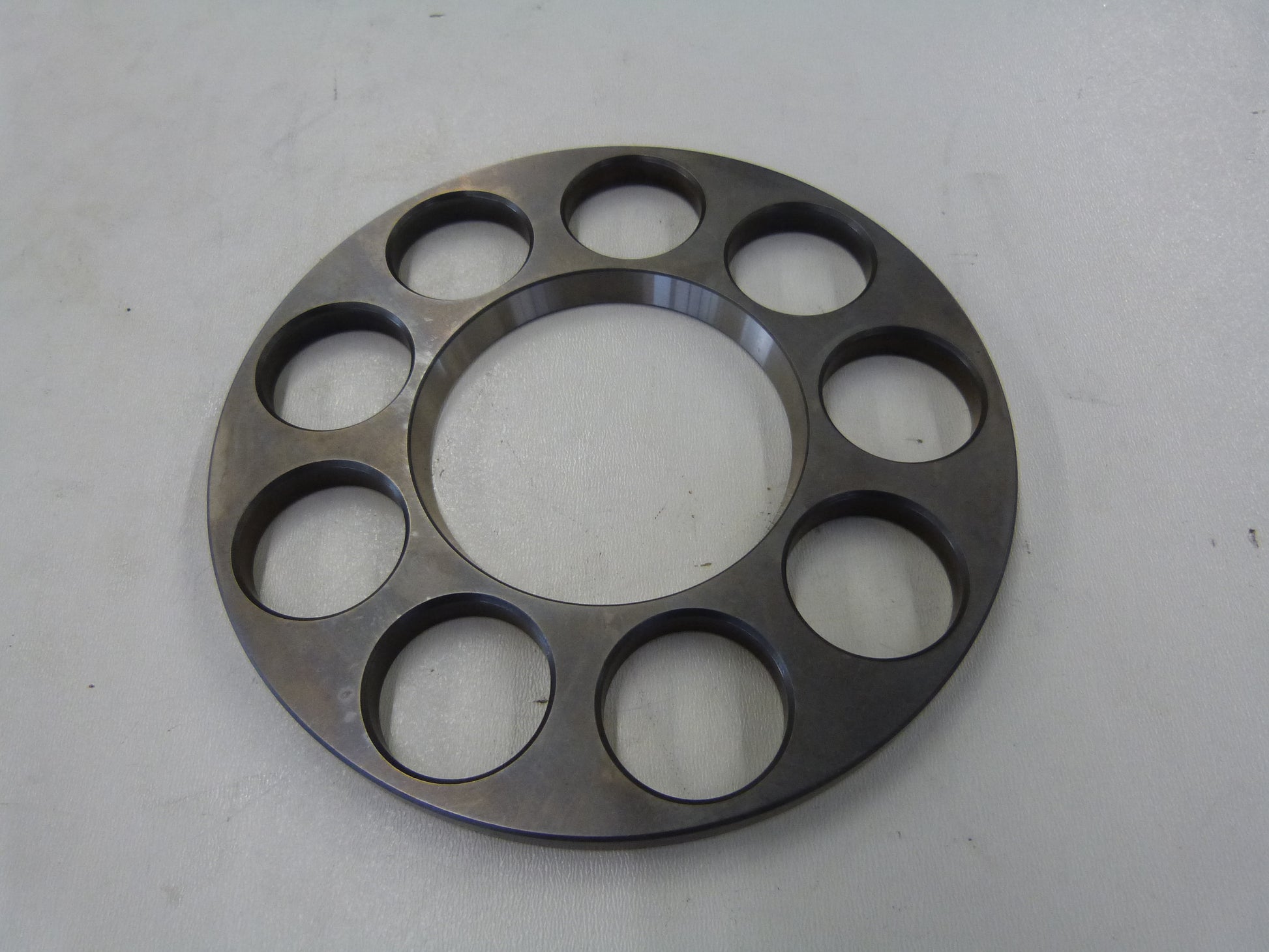 Image 1 of RUECKZUGPLATTE  A4V 130
