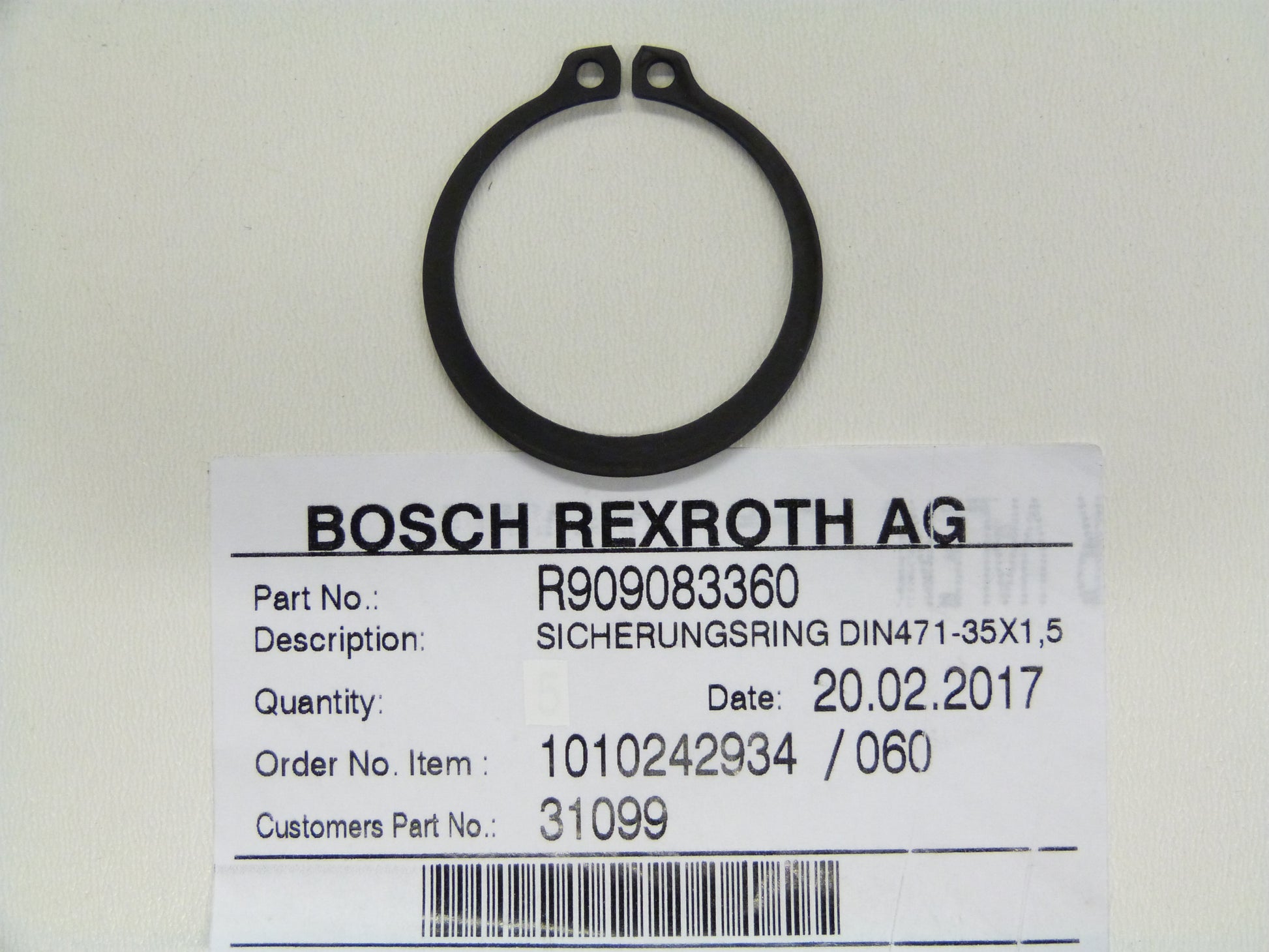 Image 1 of RETAINING RING