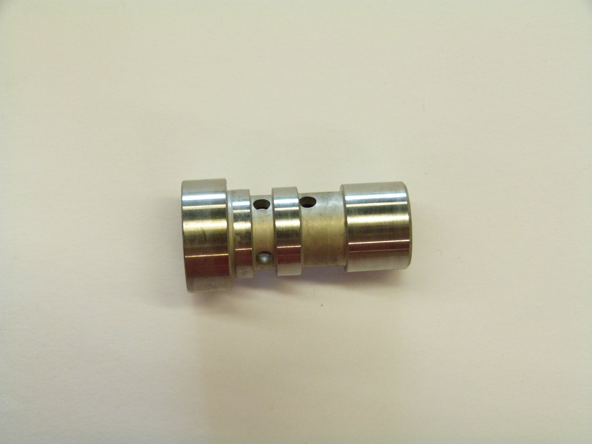 Image 1 of CONTROL BUSH