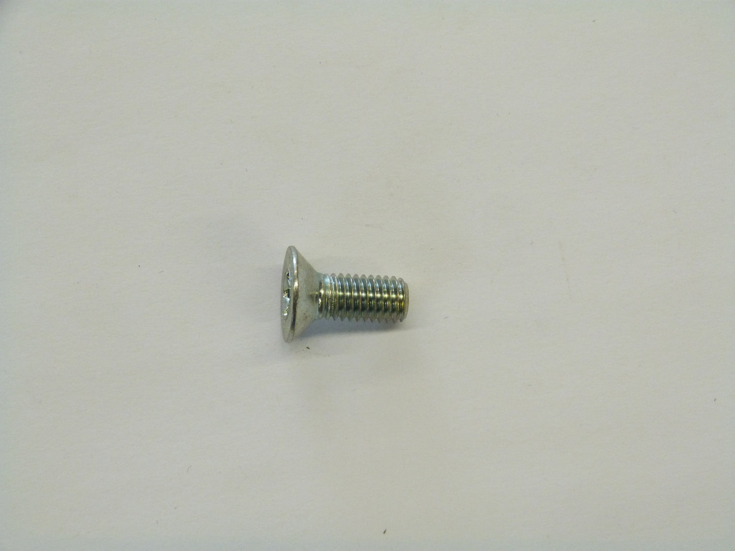 Image 1 of BOLT RETAINERPLATE