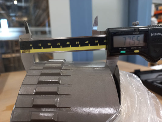 Image 1 of CYLINDER