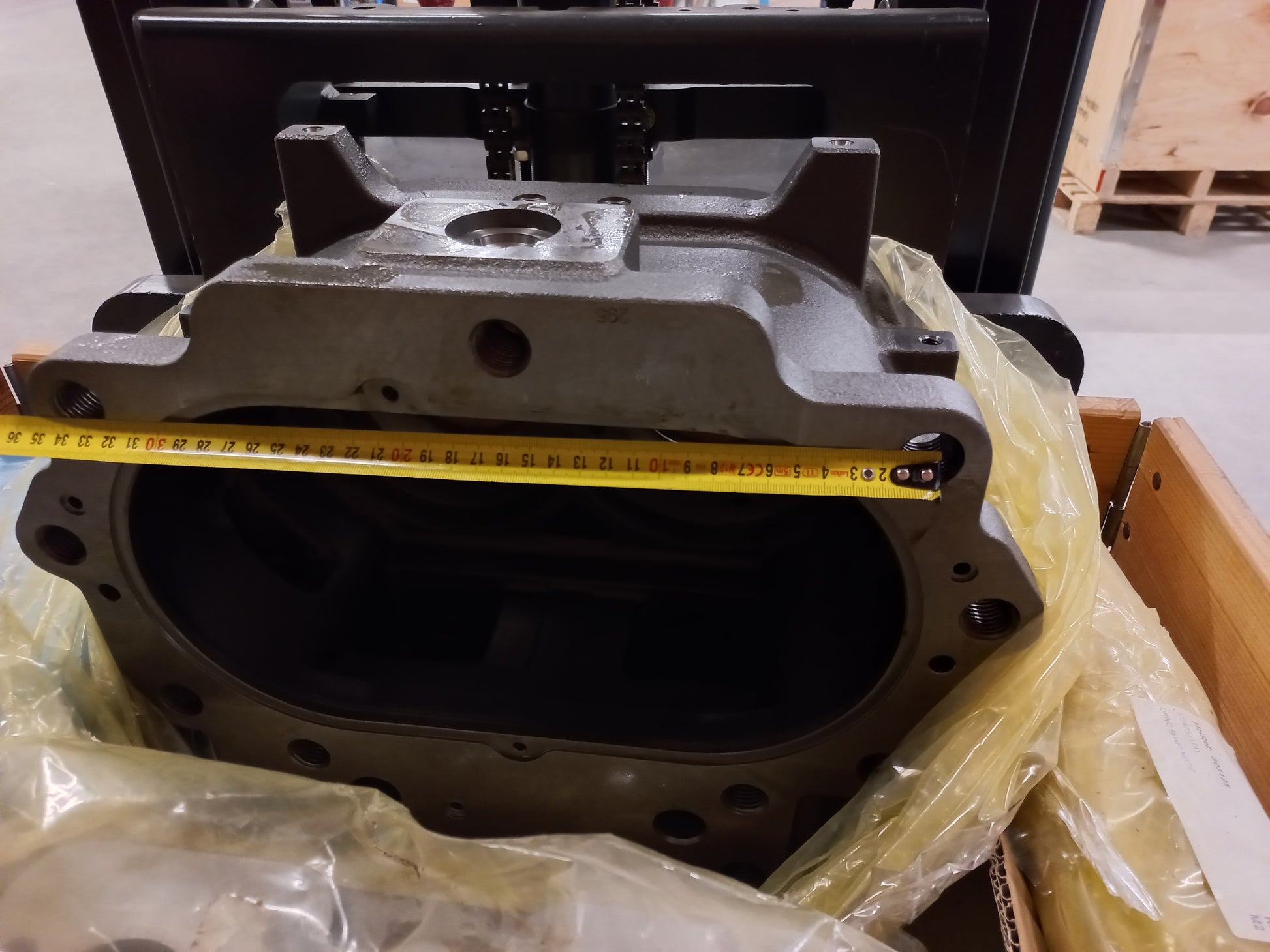 Image 3 of CASING D3, PUMP