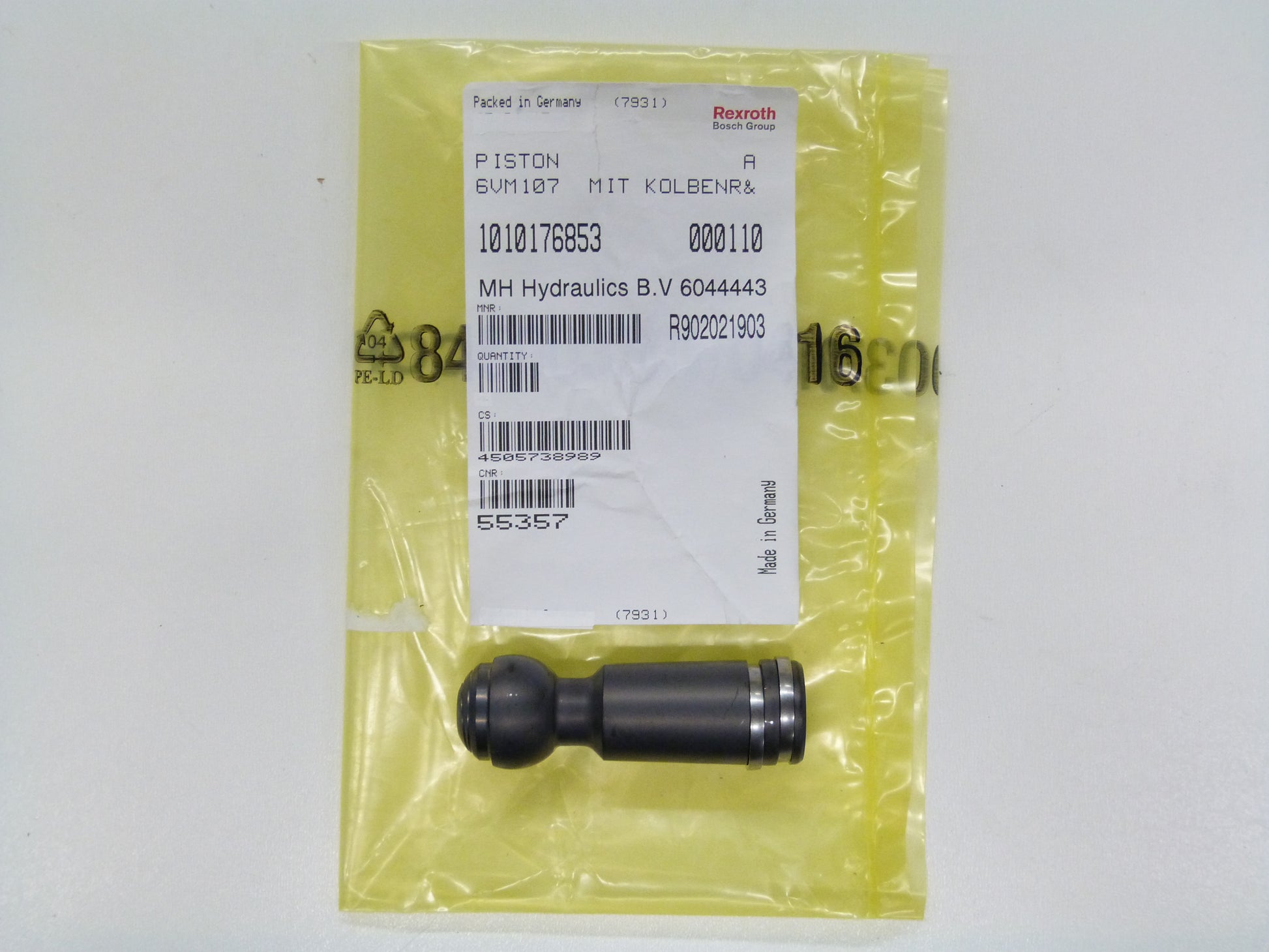 Image 2 of PISTON WITH PISTON RINGS