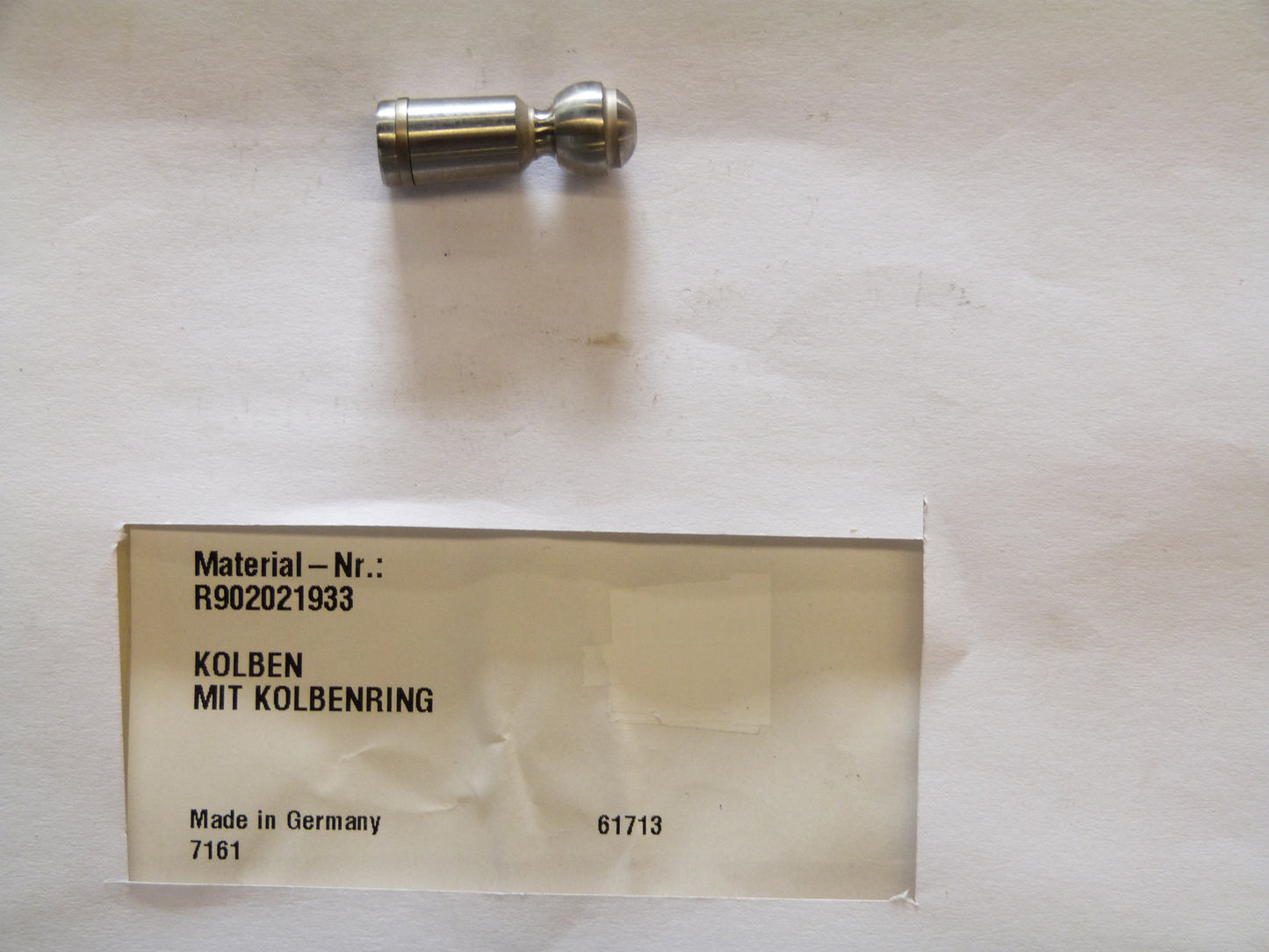 Image 1 of PISTON WITH PISTON RINGS