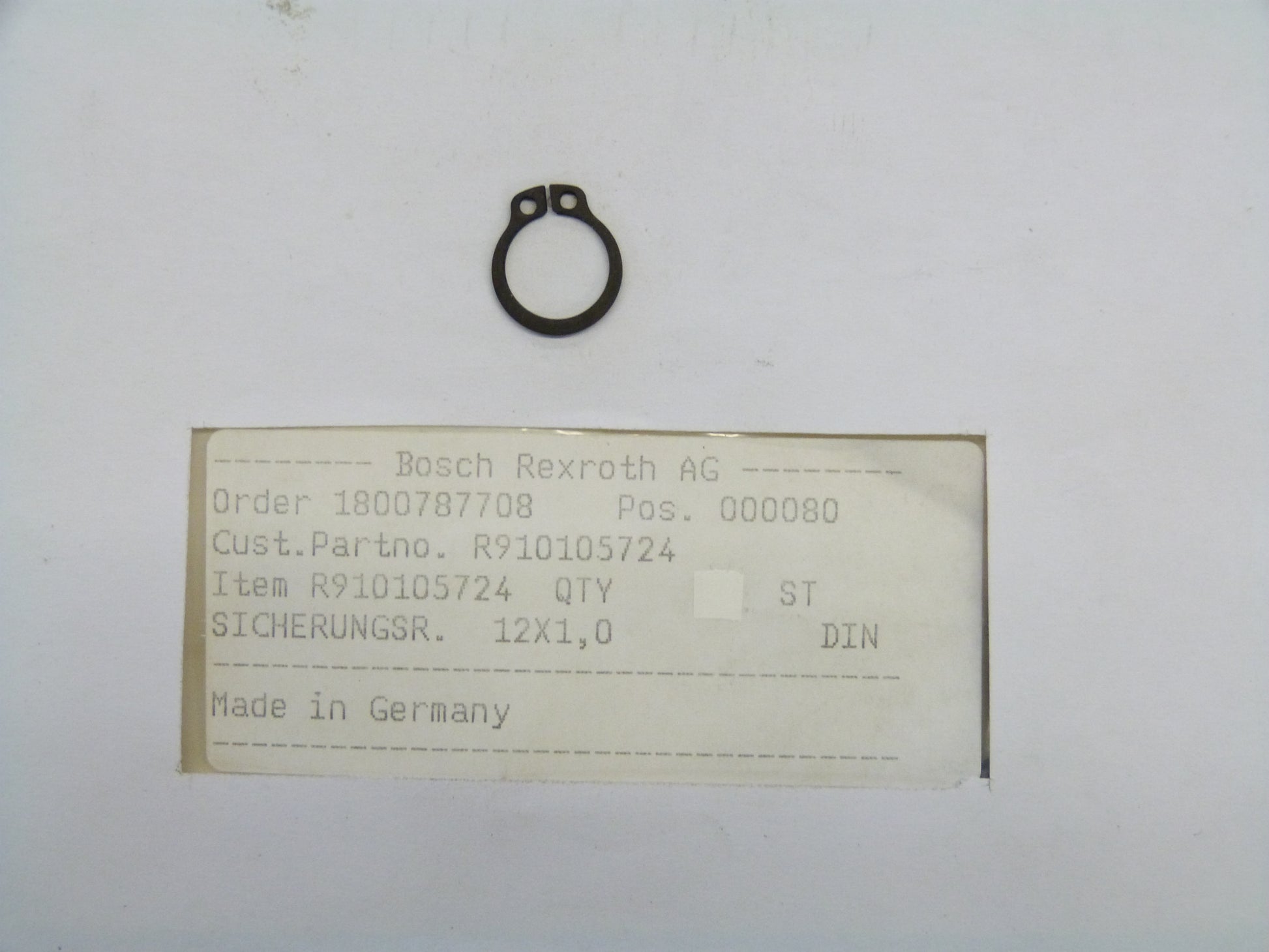 Image 1 of RETAINING RING