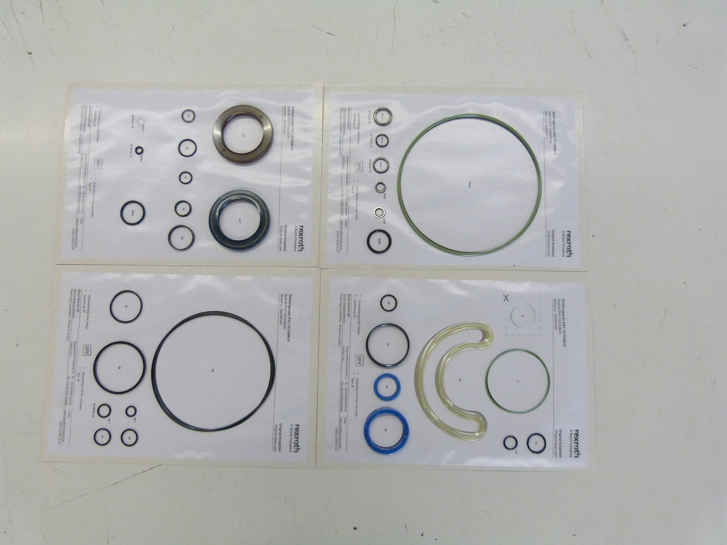 Image 1 of SEAL SET