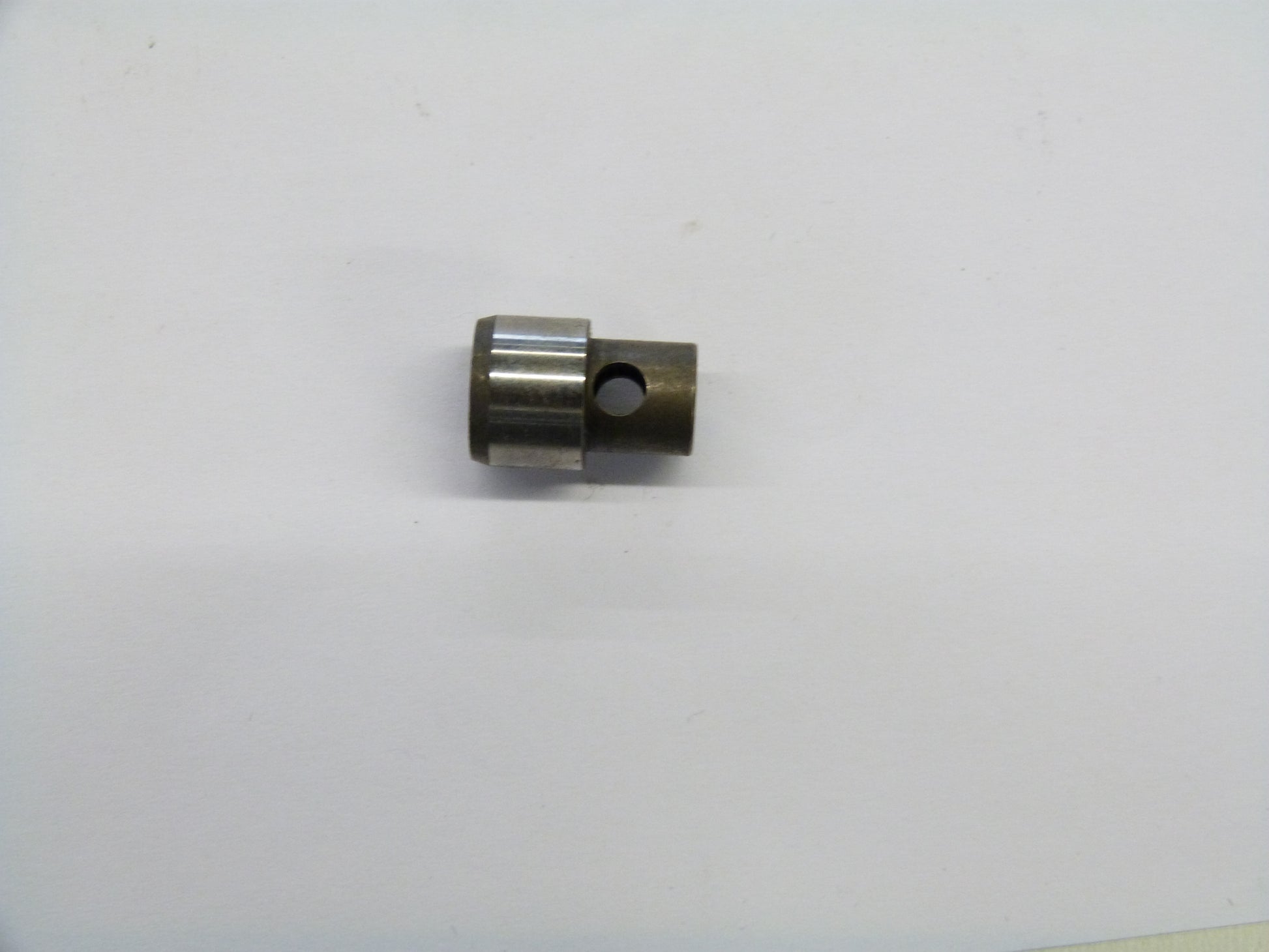 Image 1 of VENTILBUCHSE