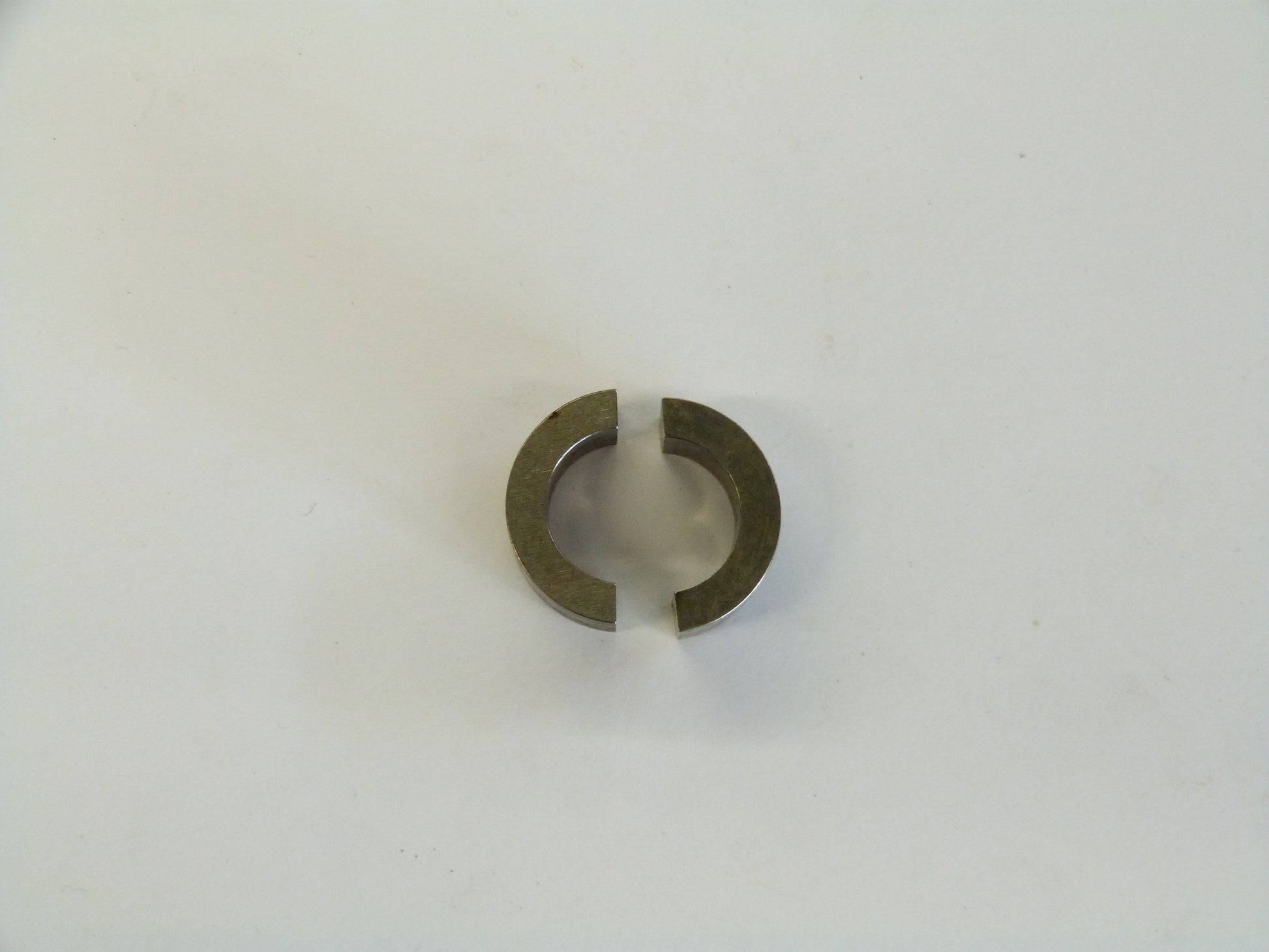 Image 1 of RING