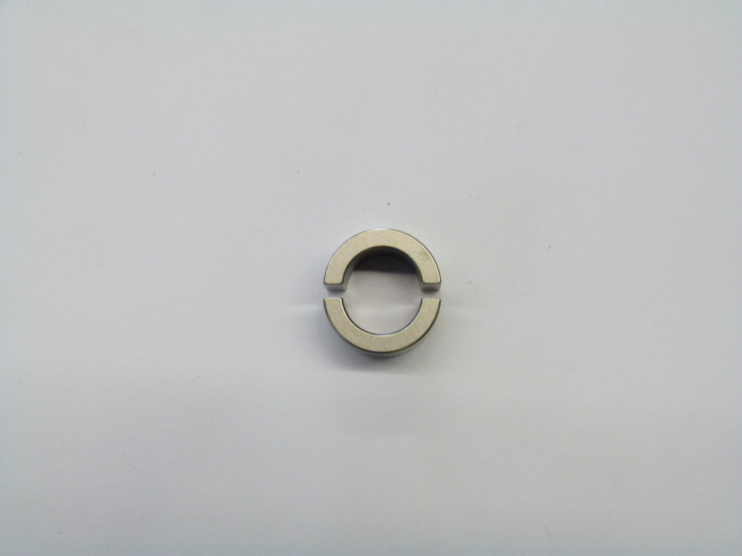 Image 1 of RING