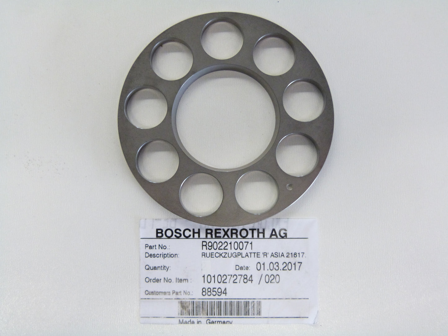 Image 1 of RETAINERPLATE