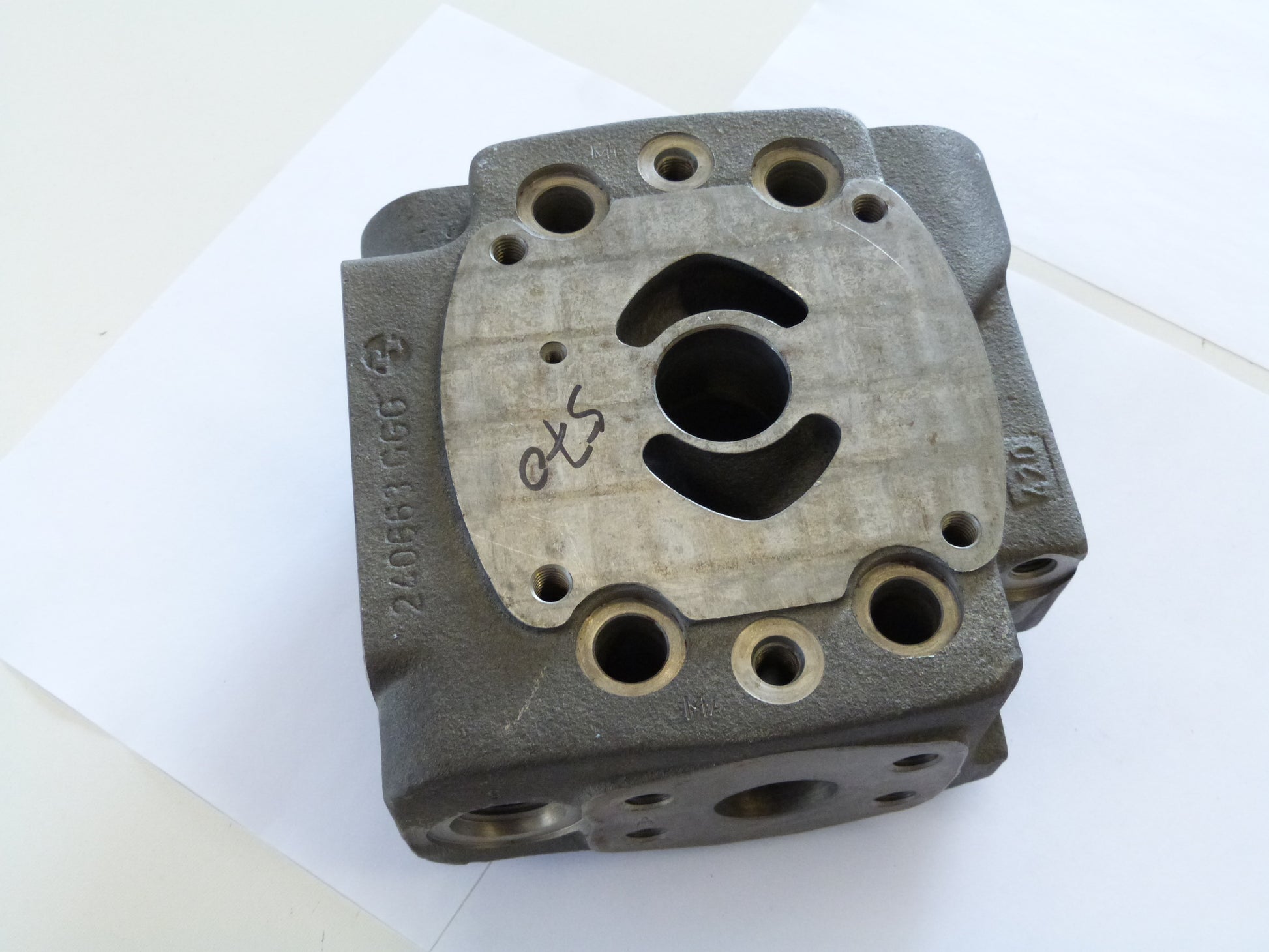 Image 1 of PORT PLATE