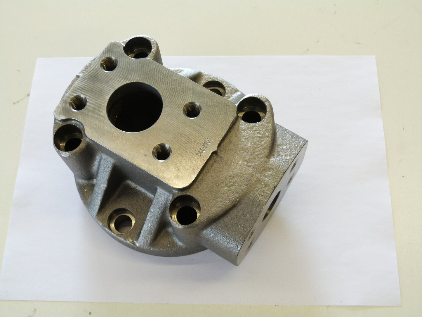 Image 1 of PORT PLATE