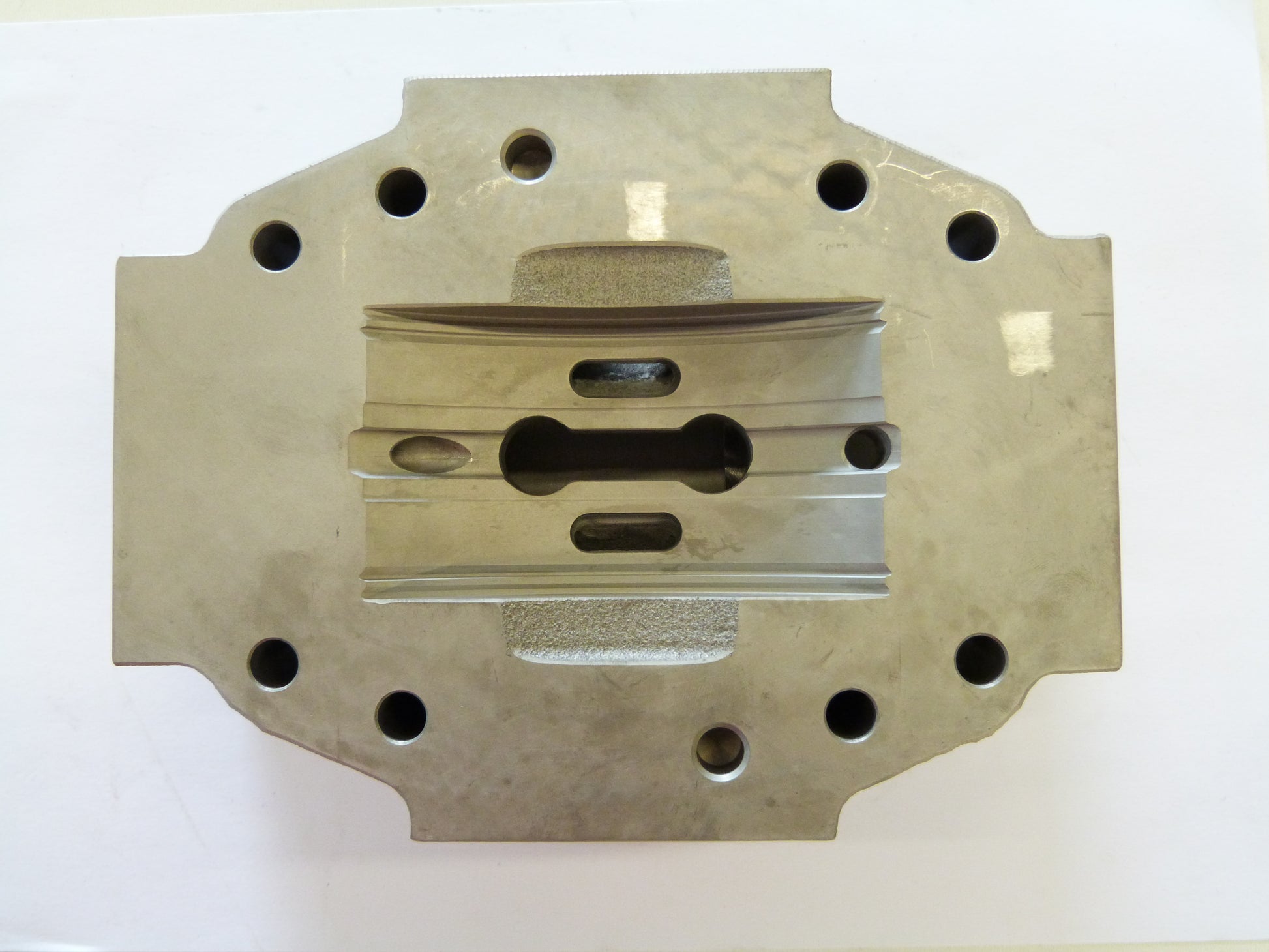 Image 1 of PORT PLATE