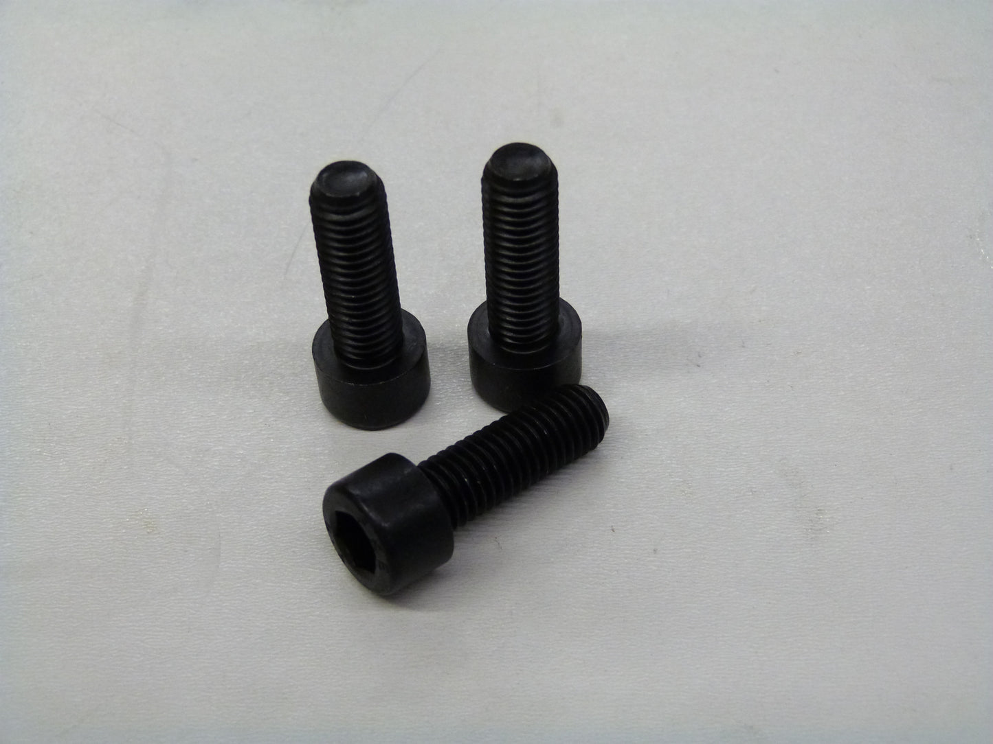 Image 1 of SOCKET-HEAD SCREW