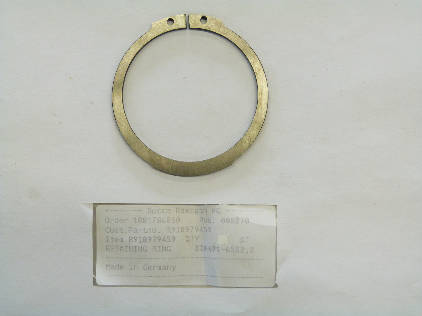 Image 1 of RETAINING RING