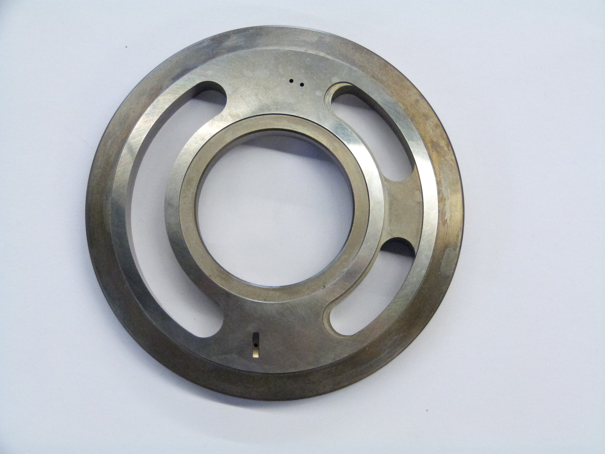 Image 1 of CHARGE PUMP