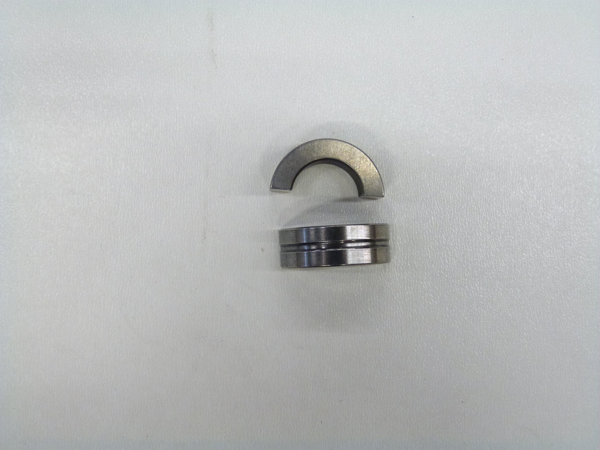 Image 1 of RING