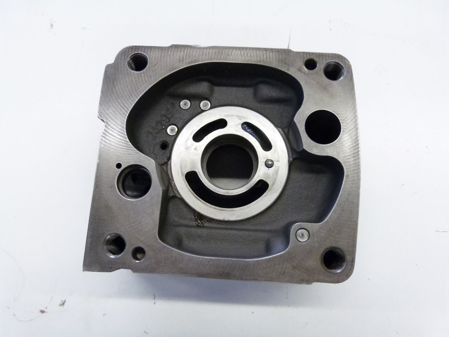 Image 1 of PORT PLATE