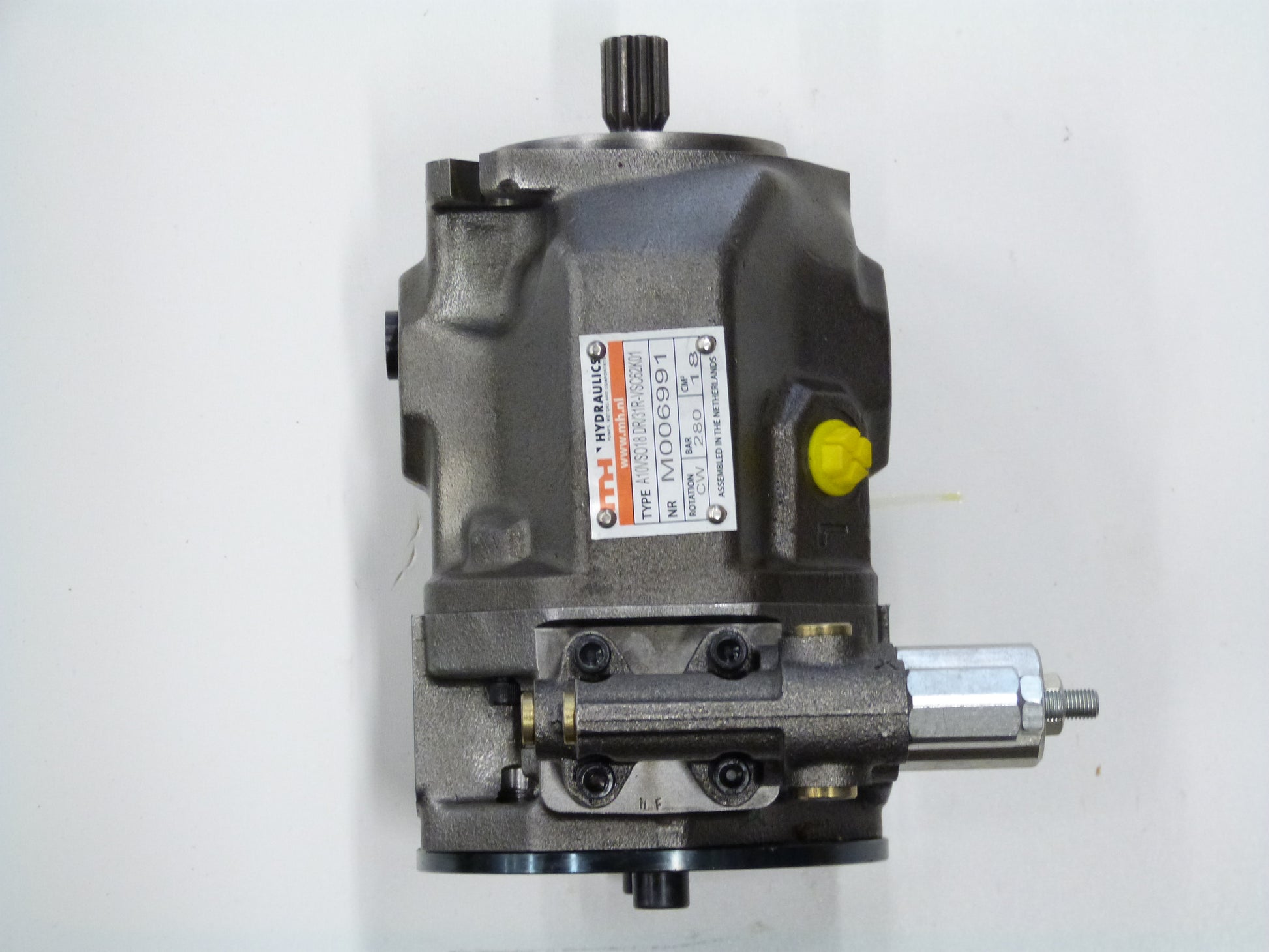 Image 1 of HYDRAULIC PUMP